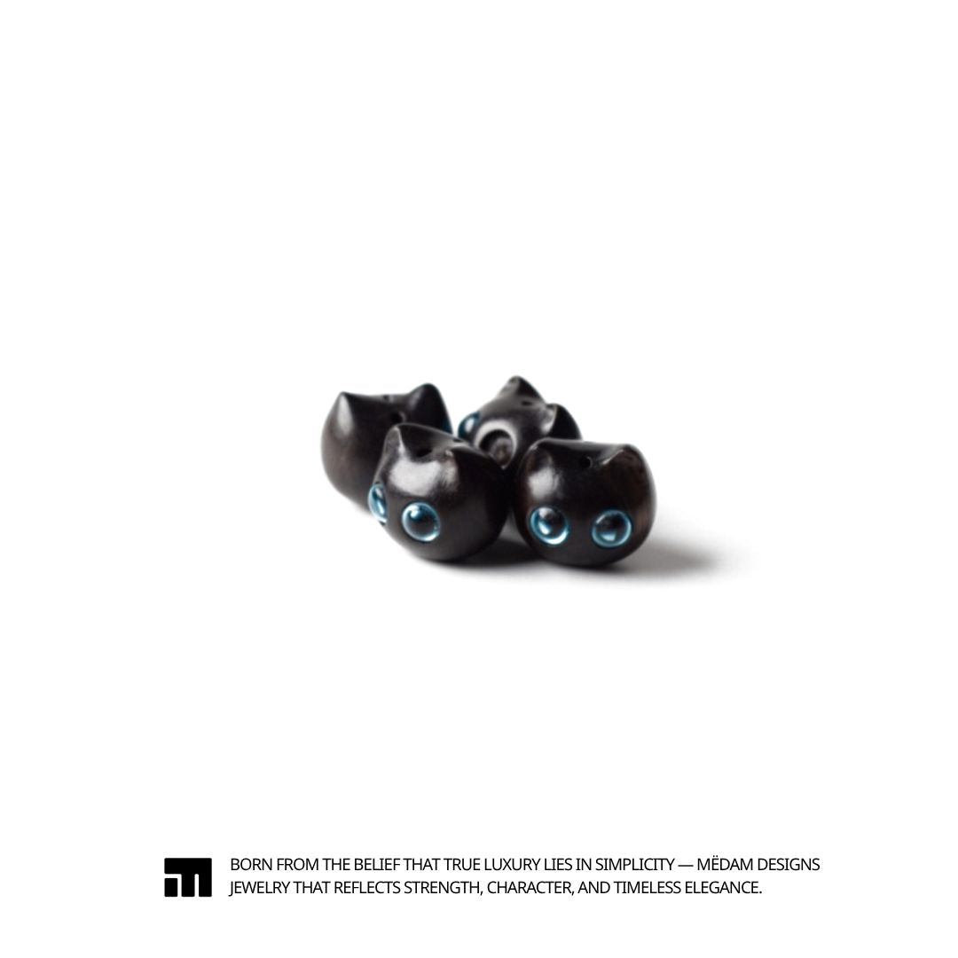 Maneki-neko Necklace